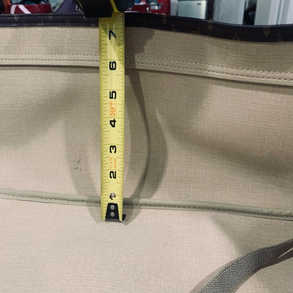 Louis Vuitton Authentic Luggage - Picture 14 of 14